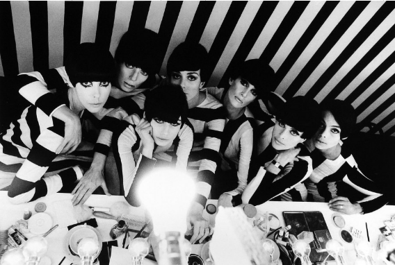 MODELS BACKSTAGE. WHO ARE YOU, POLLY MAGGOO? (FILMING), PARIS, 1966
